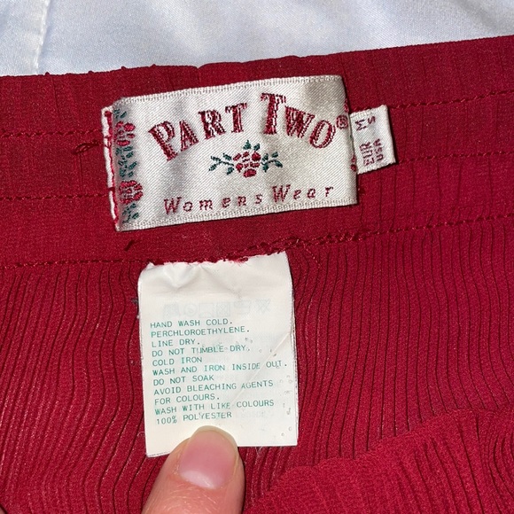 Red Pleated Maxi Skirt - Picture 9 of 9